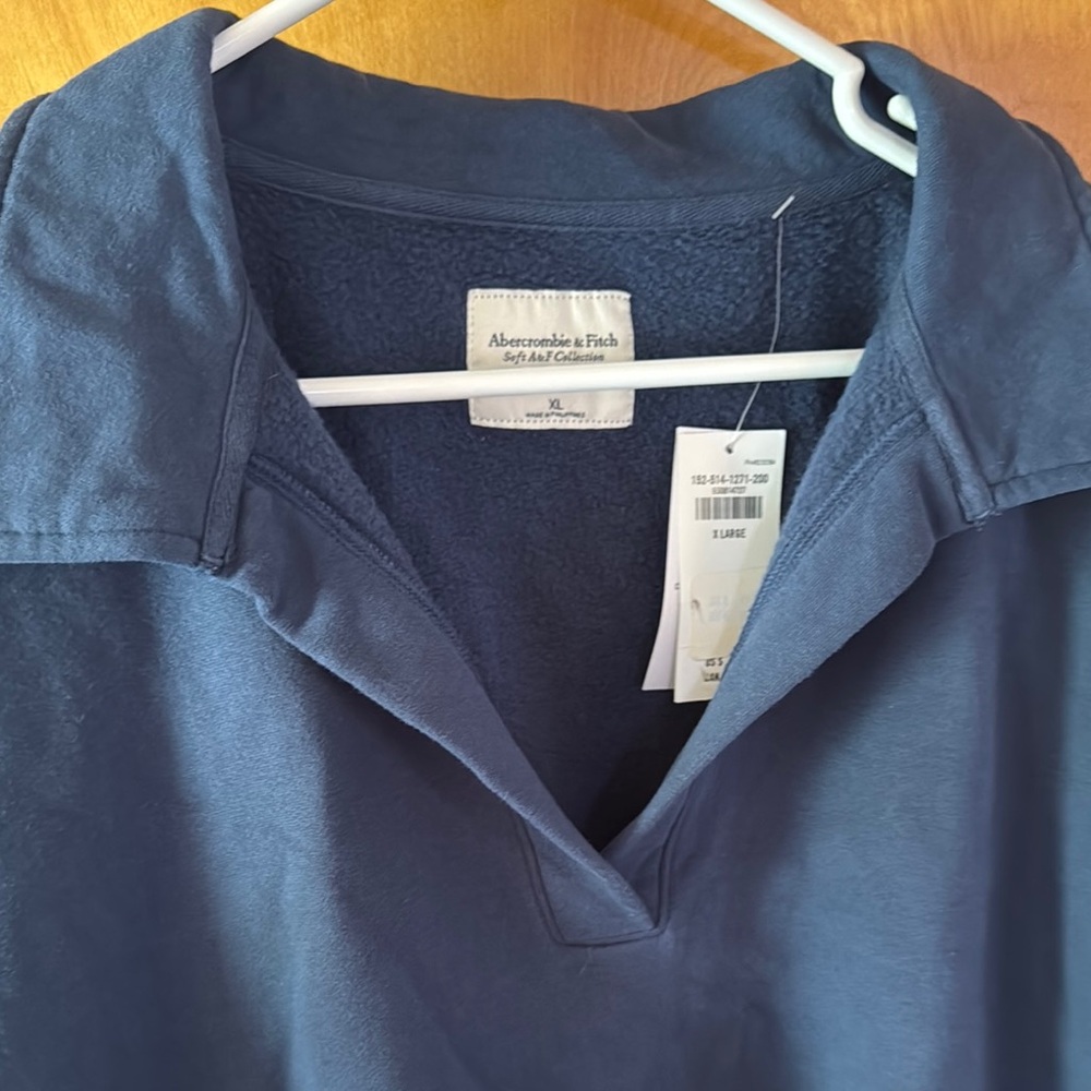 Abercrombie & Fitch Navy Sweatshirt - Picture 2 of 3